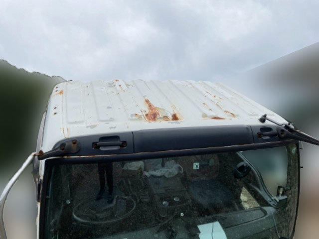 いすゞフォワードユニック5段中型（4t）[写真03]