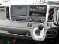 三菱ふそうキャンター平ボディ小型（2t・3t）[写真10]