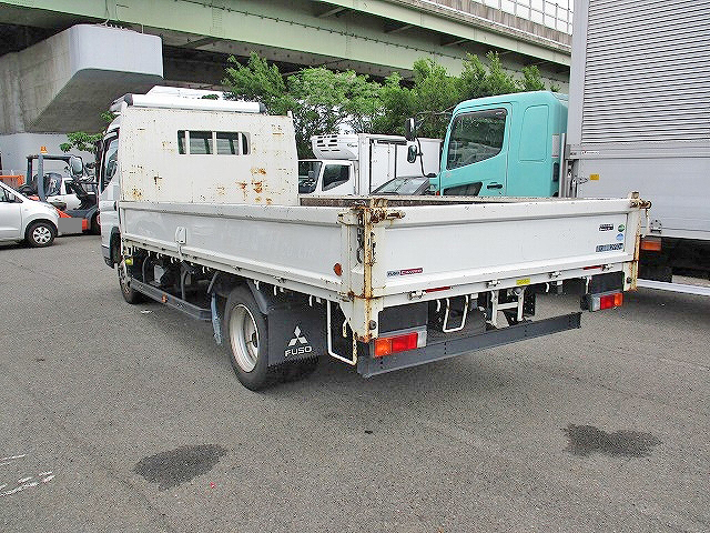 三菱ふそうキャンター平ボディ小型（2t・3t）[写真02]