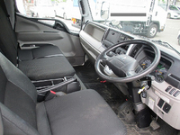 三菱ふそうキャンター平ボディ小型（2t・3t）[写真08]