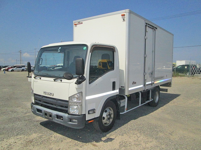 いすゞエルフアルミバン小型（2t・3t）[写真03]