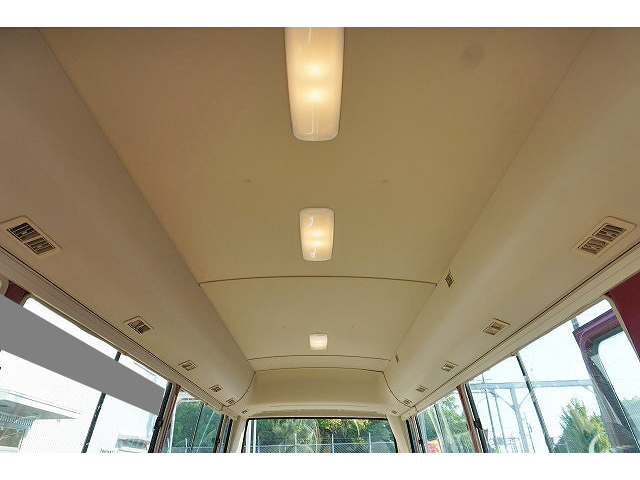 三菱ふそうローザマイクロバス[写真38]