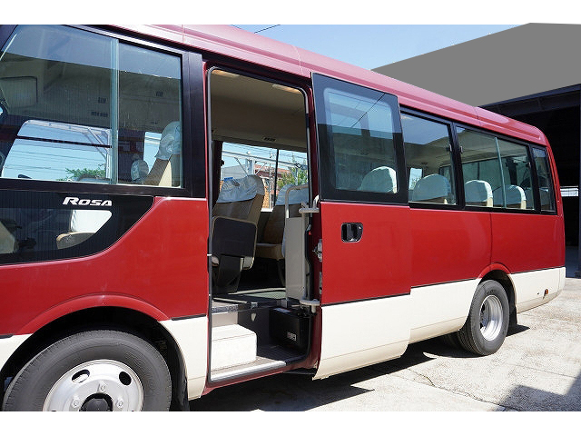 三菱ふそうローザマイクロバス[写真08]