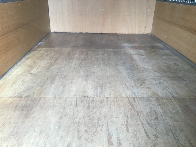 三菱ふそうキャンターアルミバン小型（2t・3t）[写真08]