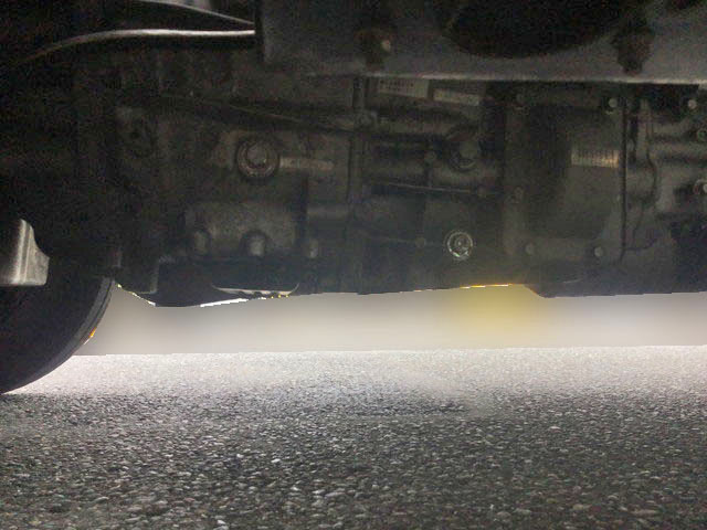 三菱ふそうキャンターアルミバン小型（2t・3t）[写真10]