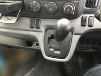 三菱ふそうキャンターアルミバン小型（2t・3t）[写真17]