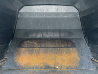 三菱ふそうファイターパッカー車（塵芥車）中型（4t）[写真12]