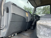 三菱ふそうファイターパッカー車（塵芥車）中型（4t）[写真29]