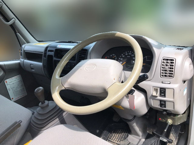 日野デュトロクレーン付小型（2t・3t）[写真32]