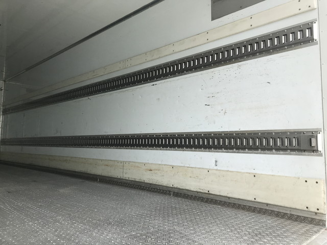 日野レンジャー冷凍車（冷蔵車）増トン（6t・8t）[写真12]