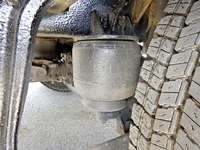 いすゞフォワードアルミブロック中型（4t）[写真23]