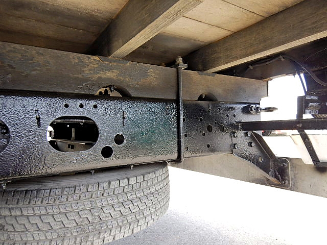 いすゞフォワードアルミブロック中型（4t）[写真27]