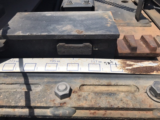 日野プロフィアトレーラーヘッド（トラクターヘッド）大型（10t）[写真12]