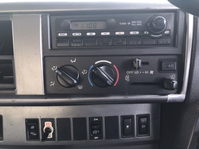 日野プロフィアトレーラーヘッド（トラクターヘッド）大型（10t）[写真25]