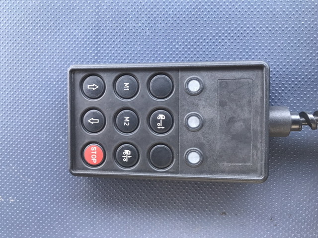 日野プロフィアトレーラーヘッド（トラクターヘッド）大型（10t）[写真28]