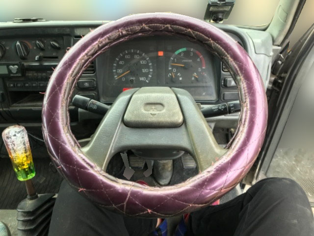 三菱ふそうキャンタークレーン3段小型（2t・3t）[写真25]