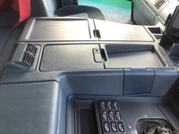 三菱ふそうスーパーグレートアルミウイング大型（10t）[写真26]