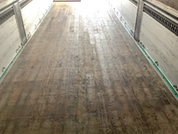 三菱ふそうスーパーグレートアルミウイング大型（10t）[写真05]