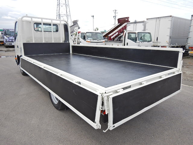 トヨタダイナ平ボディ小型（2t・3t）[写真05]