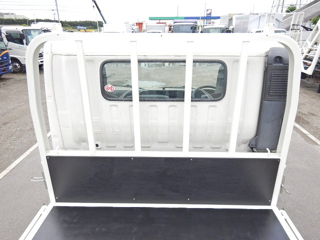 トヨタダイナ平ボディ小型（2t・3t）[写真07]