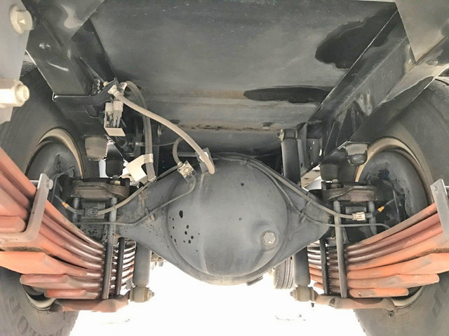 いすゞエルフ高所作業車小型（2t・3t）[写真17]