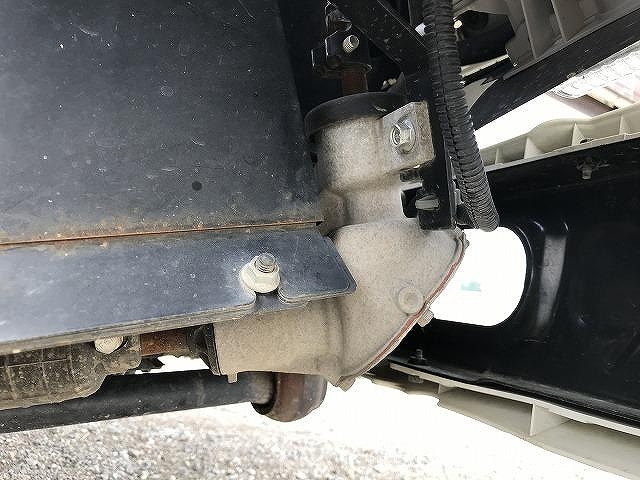 いすゞエルフ平ボディ小型（2t・3t）[写真27]