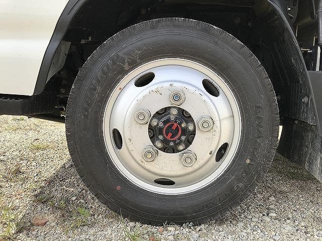 いすゞエルフ平ボディ小型（2t・3t）[写真32]