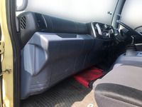 日野レンジャーパネルバン中型（4t）[写真29]