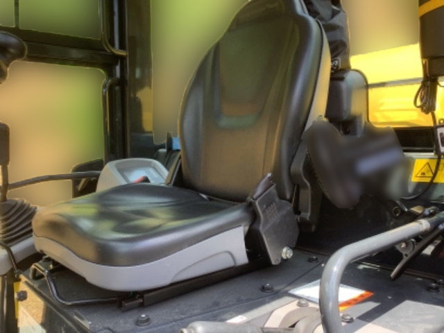 コマツタイヤショベル（ホイルローダー）[写真18]