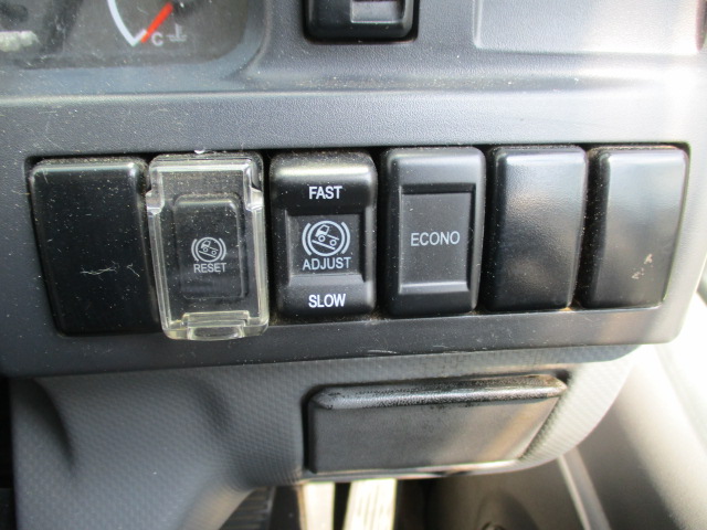 いすゞエルフ平ボディ小型（2t・3t）[写真14]