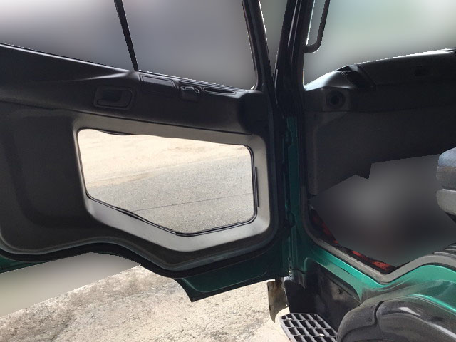 三菱ふそうファイターダンプ中型（4t）[写真17]