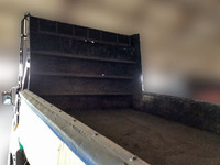 三菱ふそうファイターダンプ中型（4t）[写真08]