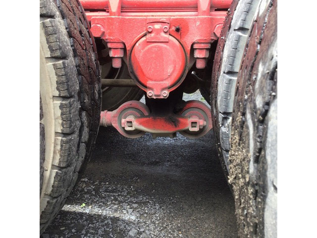 いすゞギガダンプ大型（10t）[写真10]