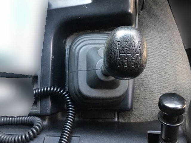 いすゞギガダンプ大型（10t）[写真17]