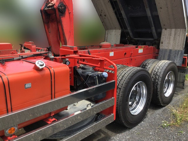 いすゞギガダンプ大型（10t）[写真09]