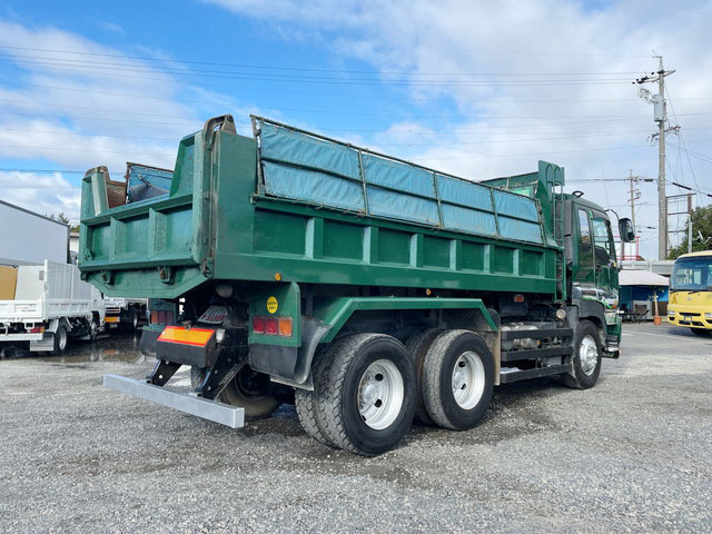 いすゞギガダンプ大型（10t）[写真02]