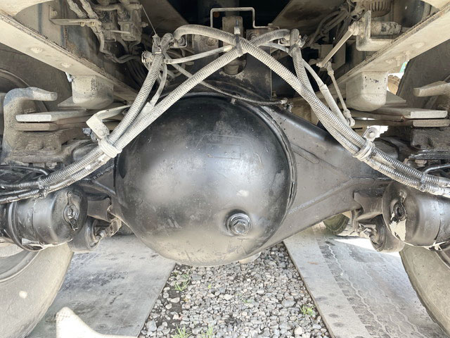 いすゞギガダンプ大型（10t）[写真21]