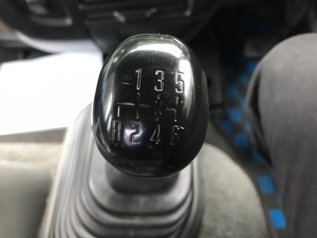 いすゞフォワードクレーン4段増トン（6t・8t）[写真20]