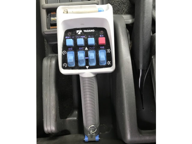 いすゞフォワードクレーン4段増トン（6t・8t）[写真06]