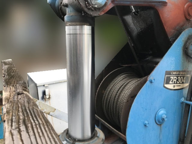 いすゞフォワードクレーン4段増トン（6t・8t）[写真07]