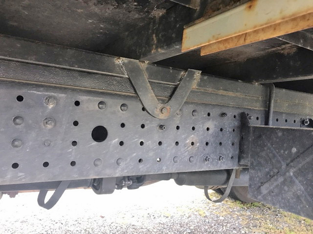 三菱ふそうキャンターアルミバン小型（2t・3t）[写真17]