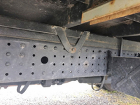 三菱ふそうキャンターアルミバン小型（2t・3t）[写真17]