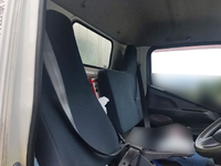 三菱ふそうキャンターアルミバン小型（2t・3t）[写真20]