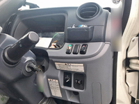 三菱ふそうキャンターアルミバン小型（2t・3t）[写真22]