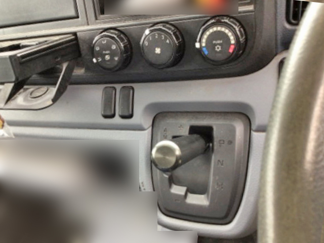 三菱ふそうキャンターアルミバン小型（2t・3t）[写真23]