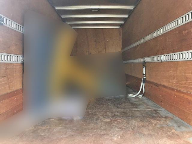 三菱ふそうキャンターアルミバン小型（2t・3t）[写真03]