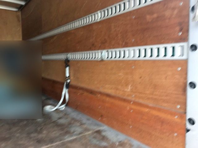 三菱ふそうキャンターアルミバン小型（2t・3t）[写真07]