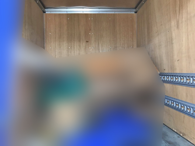 三菱ふそうキャンターアルミバン小型（2t・3t）[写真03]