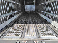 いすゞギガ冷凍車（冷蔵車）大型（10t）[写真10]