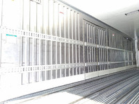 いすゞギガ冷凍車（冷蔵車）大型（10t）[写真12]